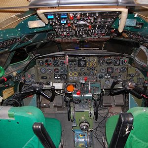 cockpitreal3.jpg